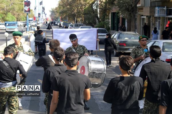 سوگواره «احلی‌من‌العسل» همراه با تشییع پیکر شهید گمنام در اردستان
