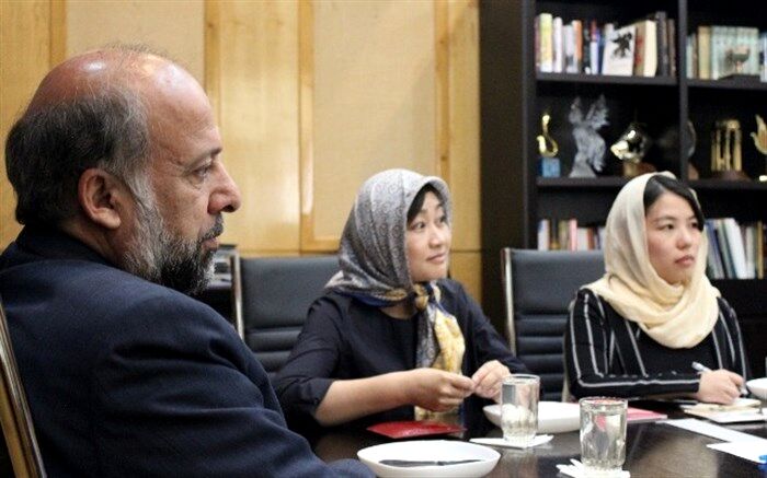 دیدار رئیس سازمان سینمایی با مدیر جشنواره فیلم شانگ‌های