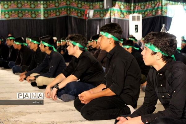 حضور پرشور دانش‌آموزان استان کهگیلویه و بویراحمد در سوگواره‌ «احلی‌من‌العسل»