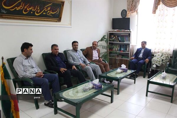 جلسه برنامه ریزی معاونان پرورشی و تربیت بدنی جوار اهر، سراب و میانه