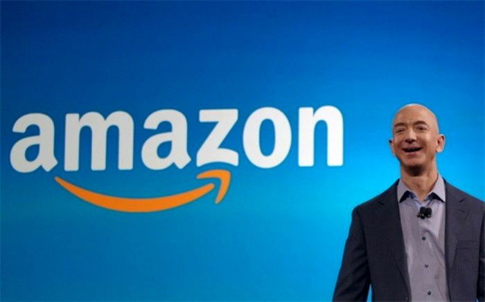 ثروتمندترین فرد جهان در ساعت چقدر درآمد دارد؟