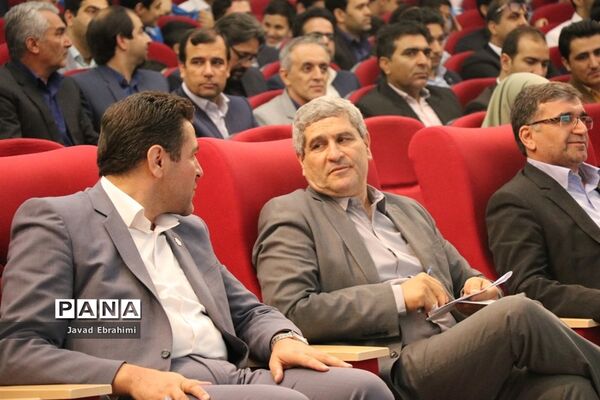 همایش تجلیل از ستارگان ورزش دانش آموزی خراسان رضوی