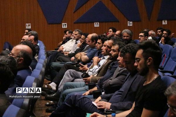 دهمین سوگواره ادبی بغض واژه