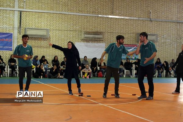 مسابقات هفت سنگ استان بوشهر