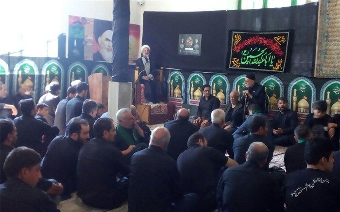 مراسم هفتمین روز از ماه محرم در روستای کرمجگان با حضور مسئولان کشوری و استانی برگزار شد