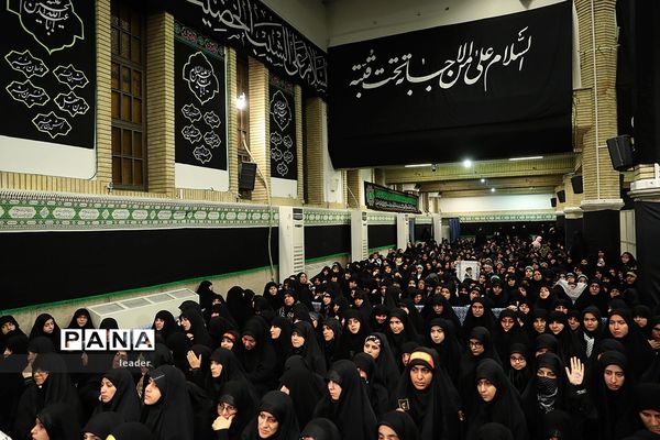 دومین شب مراسم عزاداری حضرت اباعبدالله (ع) در حسینیه امام خمینی (ره)