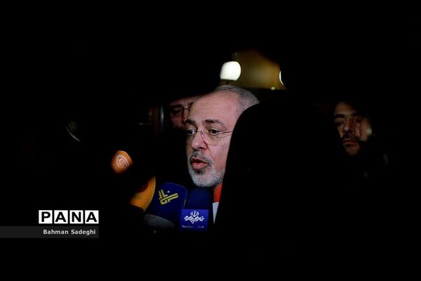 افتتاح نمایشگاه اسناد نقش وزارت امور خارجه در دفاع مقدس