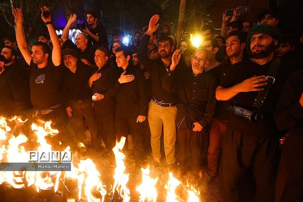 آیین مشعل‌گردانی در دولت‌آباد تهران