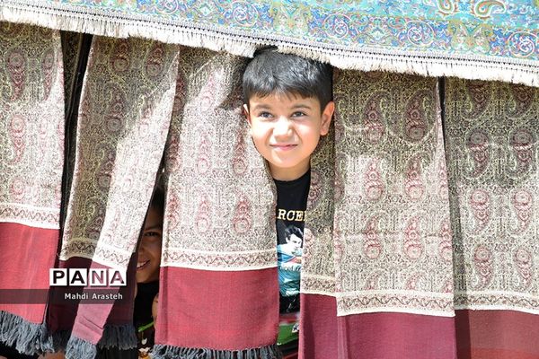 حضور دسته‌های سینه زنی برسر مزار شهید قهرمان شهرستان خوسف  خراسان جنوبی