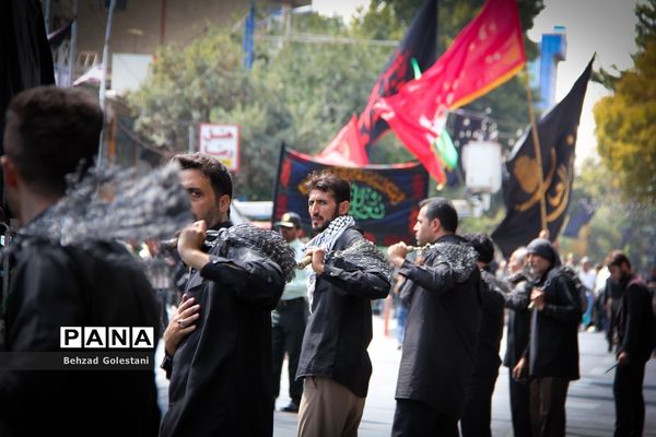 نماز ظهر عاشورا در ارومیه