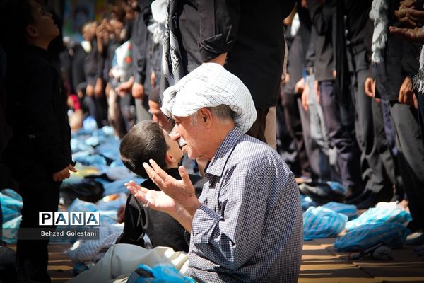 نماز ظهر عاشورا در ارومیه