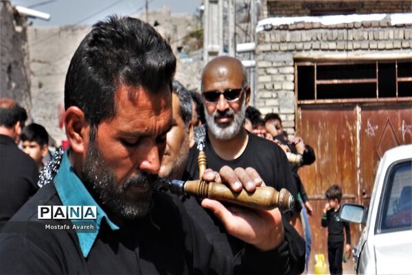 مراسم عزاداری روز عاشورای حسینی در روستای براندود شهرستان درمیان