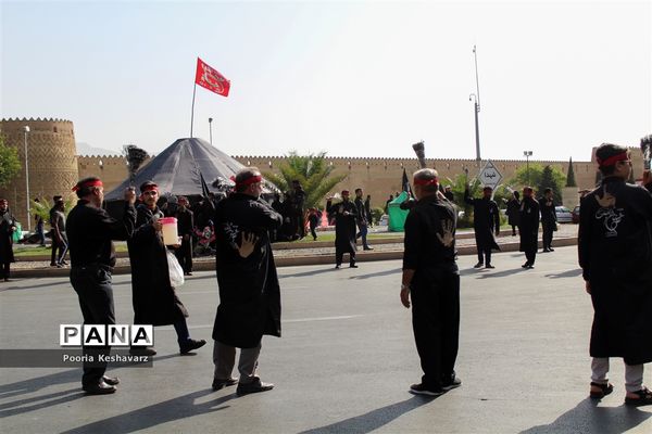 عزاداری روز عاشورا در شیراز