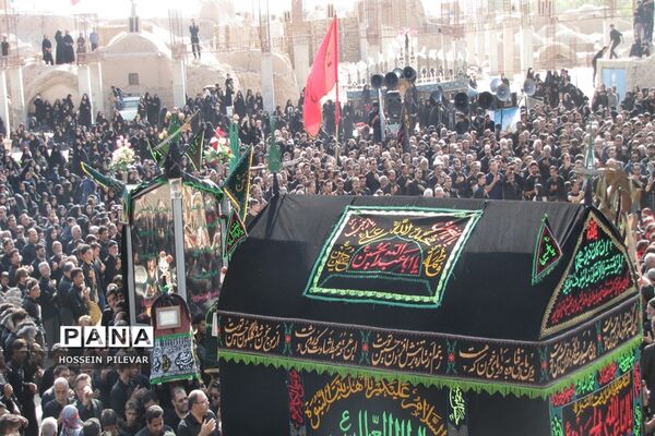مراسم نخل گردانی در شهرستان خوسف