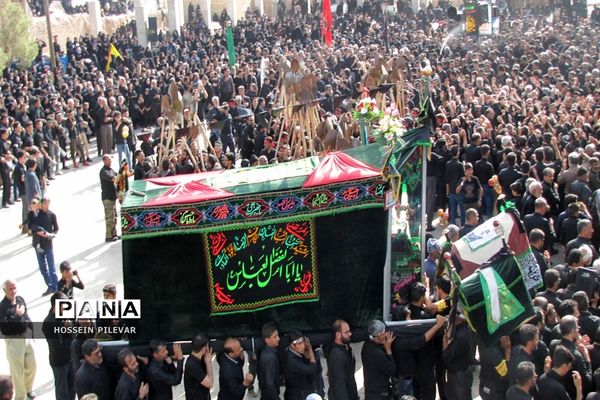 مراسم نخل گردانی در شهرستان خوسف