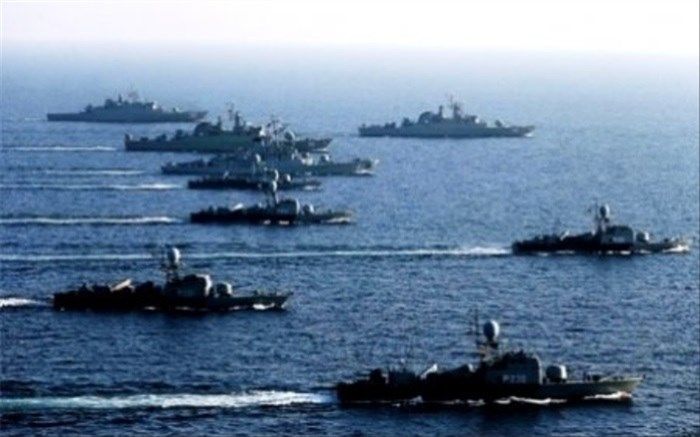 رژه دریایی نیروهای مسلح در بندرعباس آغاز شد
