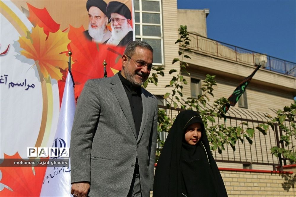 مراسم آغاز سال تحصیلی شکوفه ها