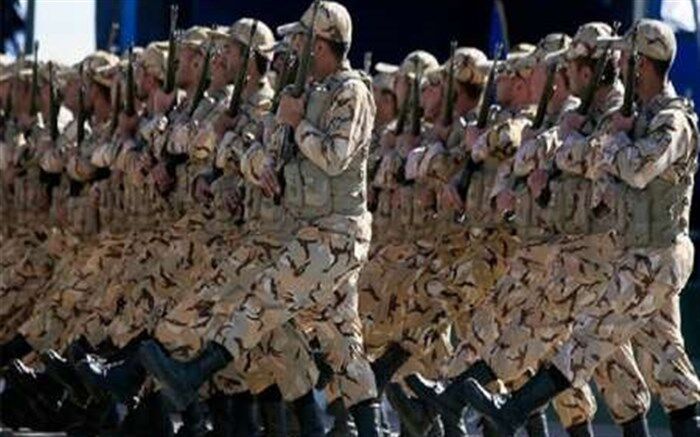 آیین رژه نیروهای مسلح در اردبیل برگزار شد