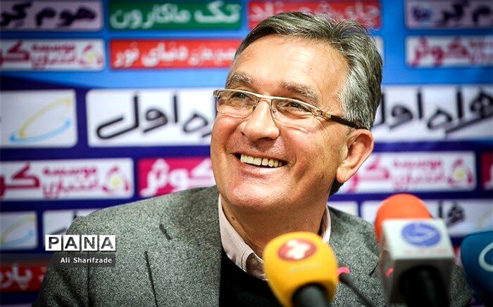 برانکو: فلسفه بازی علی کریمی را می‌‎شناسم و به او افتخار می‌کنم