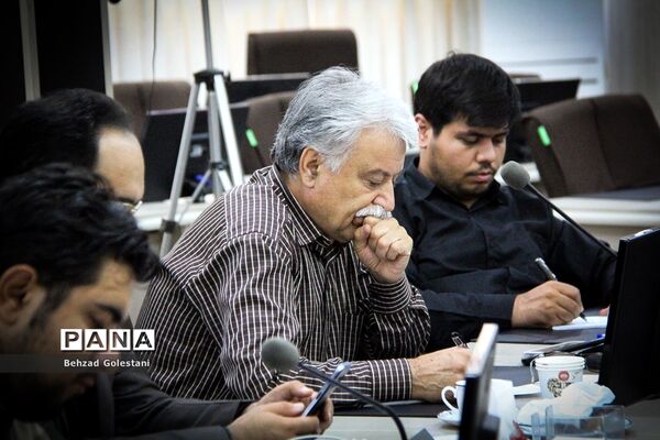 نشست خبری مدیرکل آموزش و پرورش آذربایجان غربی با اصحاب رسانه