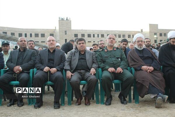 افتتاحیه نمایشگاه هفته دفاع مقدس در چهاردانگه