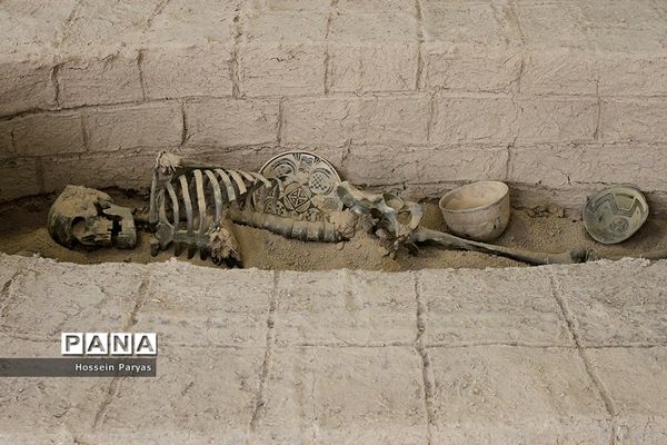 بازدید دانش آموزان از موزه ملی ایران