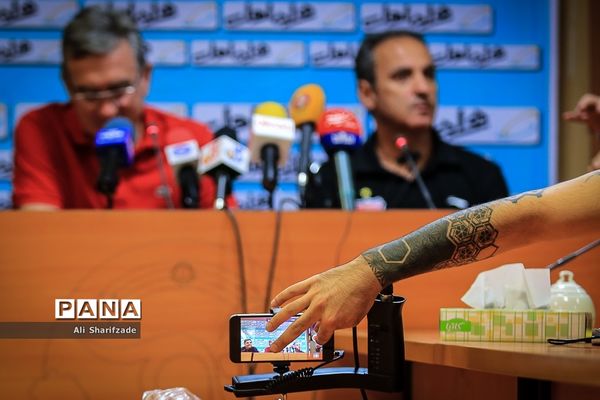 نشست خبری داربی ۸۸