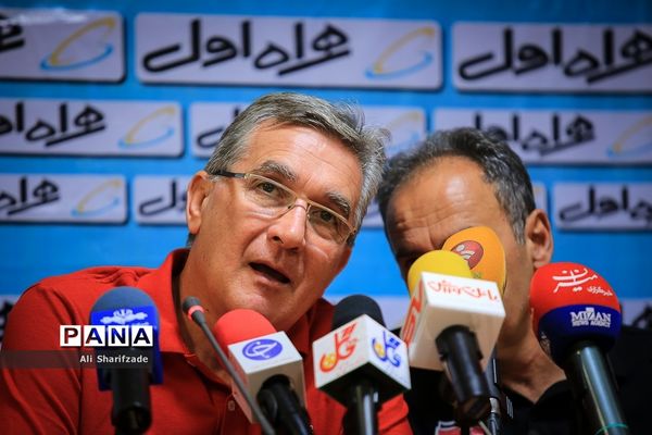 نشست خبری داربی ۸۸