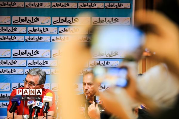 نشست خبری داربی ۸۸