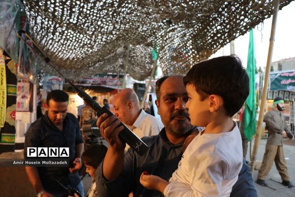 نمایشگاه هفته دفاع مقدس در ارومیه