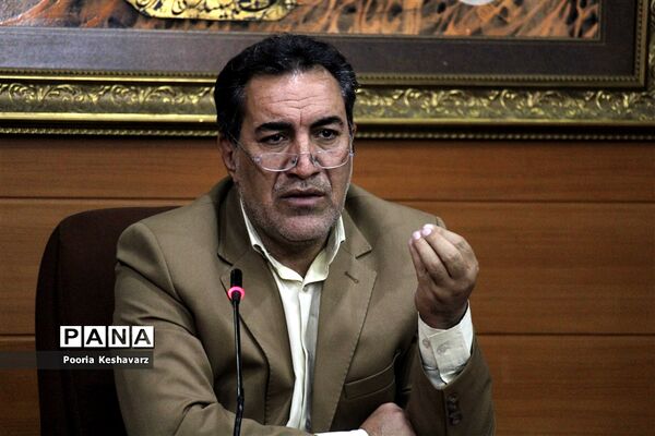 دیدار مدیرکل آموزش و پرورش فارس  با بانوان شاغل  این اداره