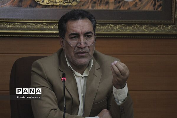 دیدار مدیرکل آموزش و پرورش فارس  با بانوان شاغل  این اداره