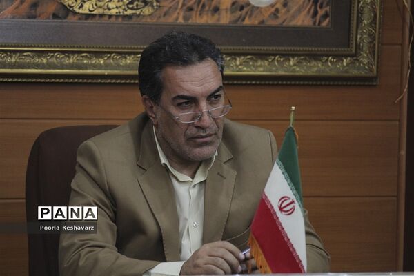 دیدار مدیرکل آموزش و پرورش فارس  با بانوان شاغل  این اداره