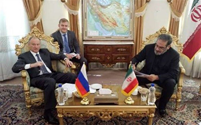  شمخانی: رویکرد تضعیف‌کننده نهادهای بین‌المللی برای امنیت و اقتصاد جهان خطرناک است