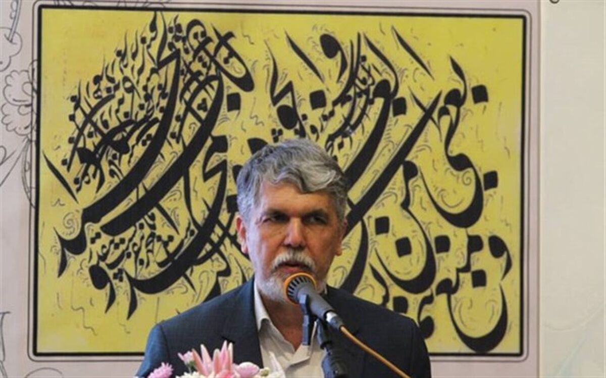 صالحی: خوش‌نویسی دریچه‌ای برای دیپلماسی با جهان اسلام است