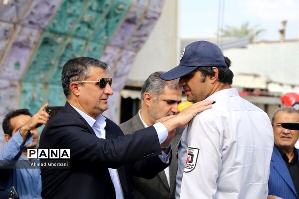 تجلیل از آتش‌نشانان ساری