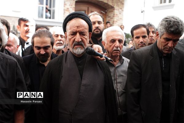 تشییع پیکر مرحوم یدالله صمدی