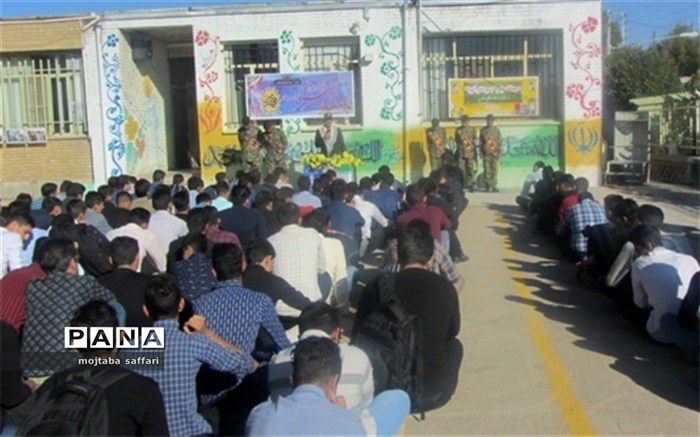 بسیج دانش آموزی نهادی  برای رشد تفکر انقلابی در سطح مدارس است