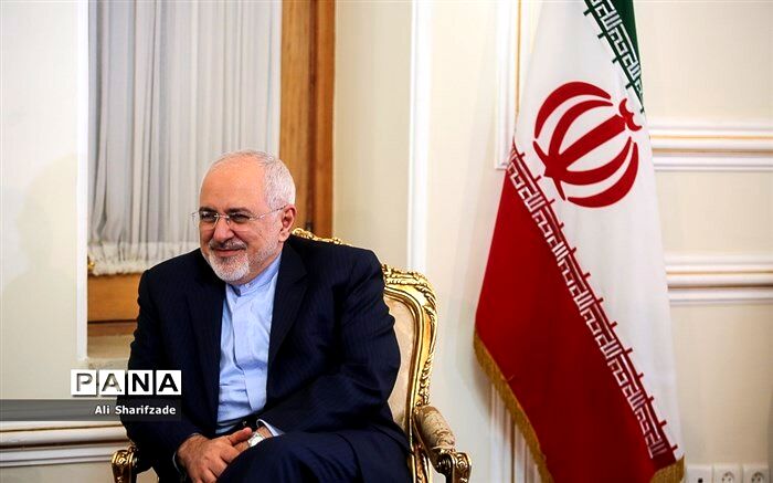ظریف: تهران در حال دستیابی به توافقی نفتی با اروپاست