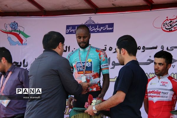 پایان دوره نخست  توردوچرخه سواری  ایران-آذربایجان در ارومیه