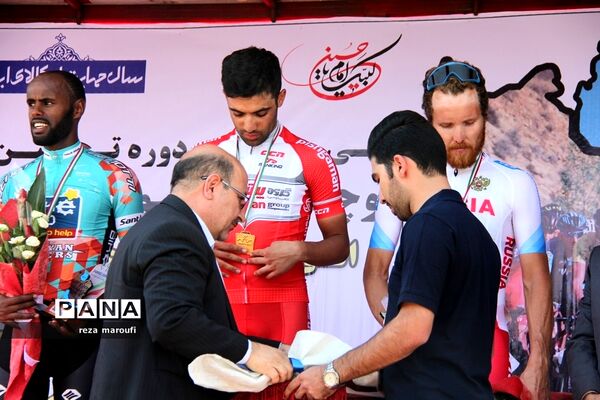 پایان دوره نخست  توردوچرخه سواری  ایران-آذربایجان در ارومیه