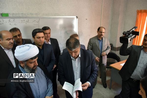 بازدید استاندار و مدیرکل آموزش‌وپرورش مازندران از مدارس بابلسر