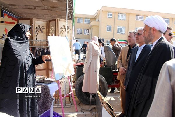 نواخته شدن زنگ آغاز سال تحصیلی در فارس