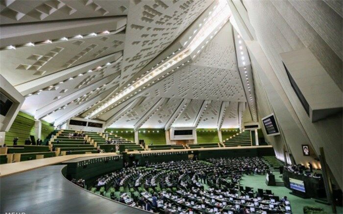 طراحان اصلاح قانون منع به‌کارگیری بازنشستگان مطرح کردند: از شمول شهردار تهران و رئیس فدراسیون فوتبال تا مستثنا بودن رئیس صدا و سیما