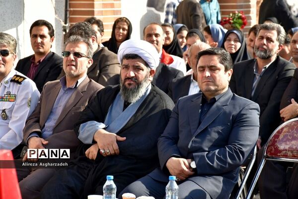 آغاز سال تحصیلی با حضور استاندار و‌ مدیرکل آموزش‌ و پرورش مازندران در بابلسر