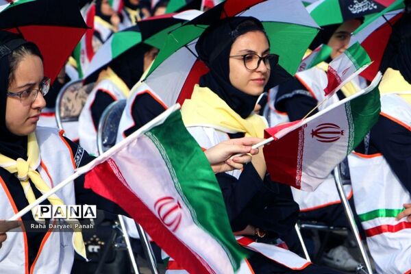 نواخته شدن زنگ آغاز سال تحصیلی جدید در اسلامشهر
