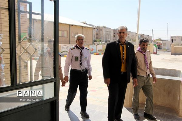بازدید رئیس سازمان دانش‌آموزی استان خراسان جنوبی از مدرسه امام حسن مجتبی (ع) شهرستان قاین