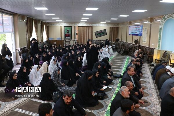 مراسم زنگ نماز در دبیرستان عفتیه تبریز