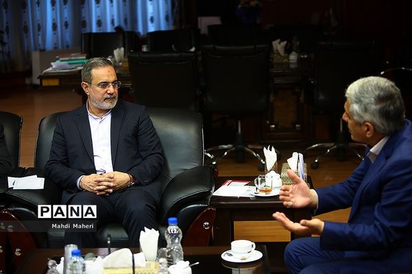 دیدار وزیر آموزش و پرورش با جمعی از نمایندگان مجلس