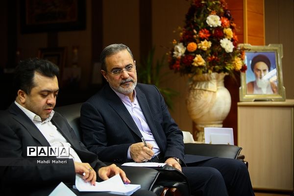 دیدار وزیر آموزش و پرورش با جمعی از نمایندگان مجلس